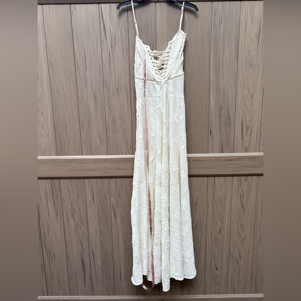 ❌SOLD❌HOUSE OF CB Seren Floral Lace Back Maxi Dress in Vintage Cream New - Picture 15 of 16